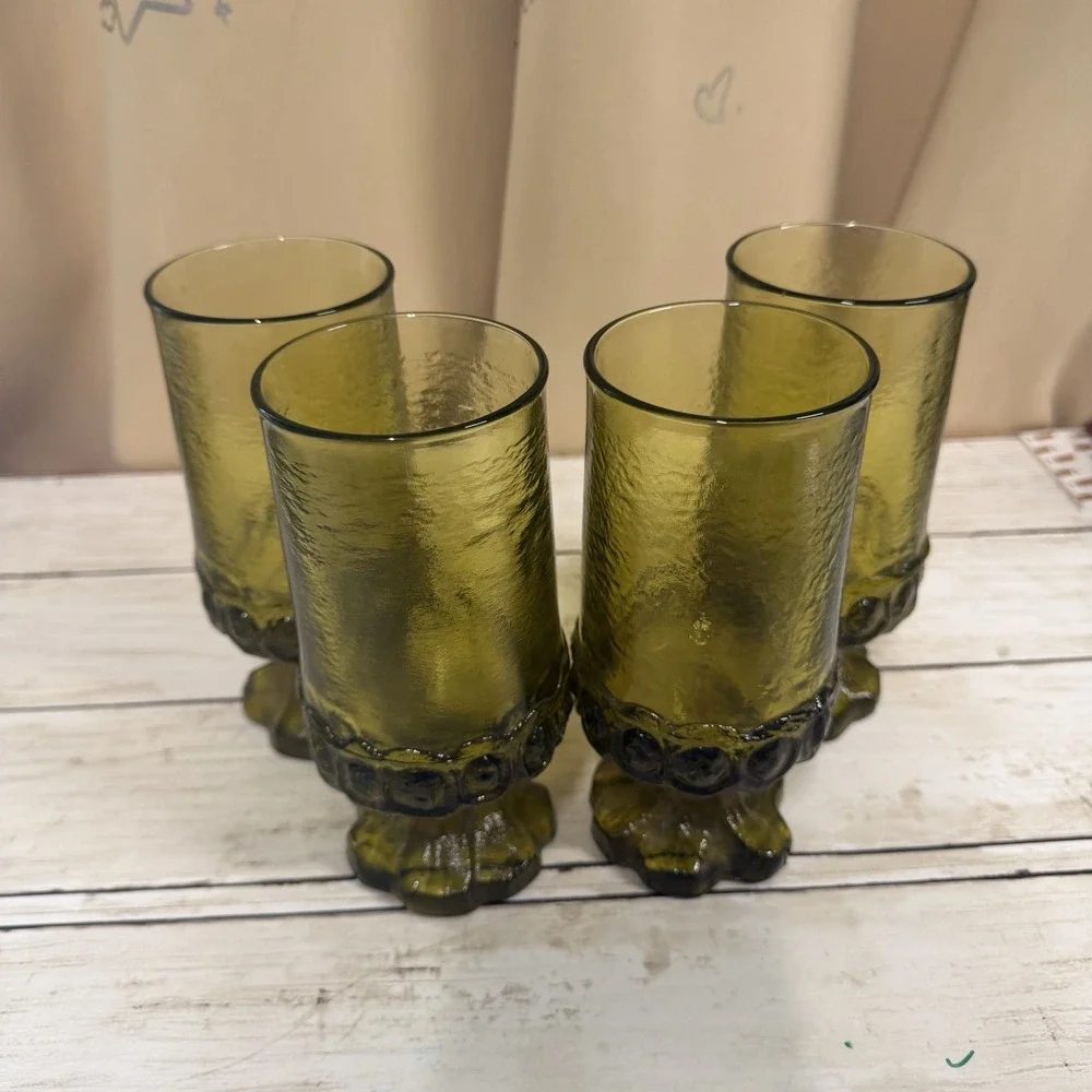 4 Vintage Tiffin Franciscan Madeira Pedestal Goblets Green Uranium Glasses
